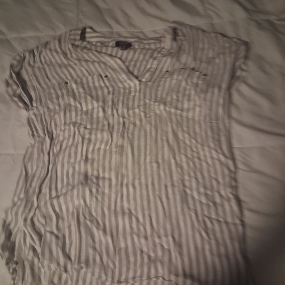 Jones New York Beige and White Blouse